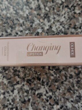 Transfer proof Color Changing Lipstick, Clear Lip stick That Changes Color NIB